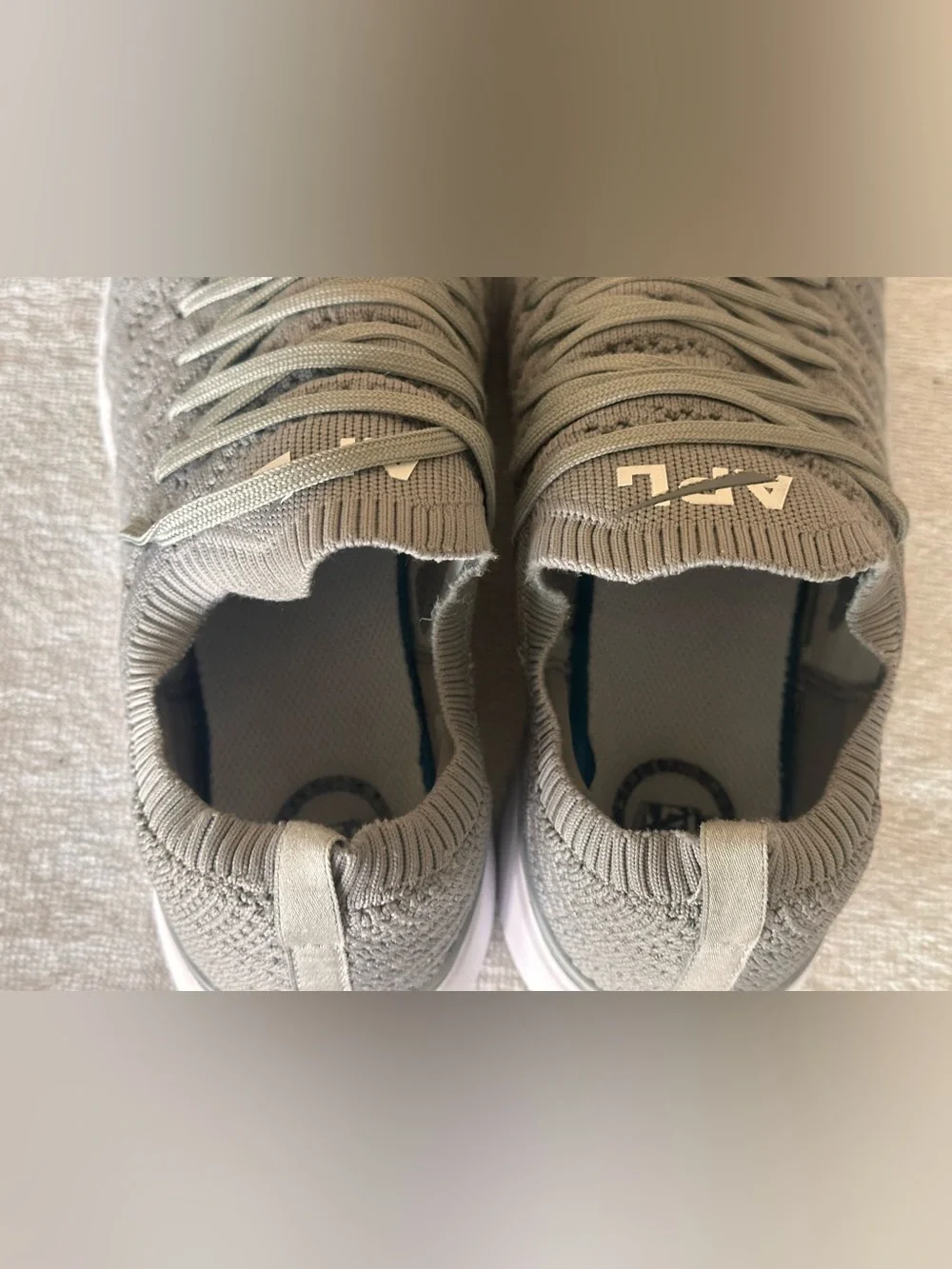 🌟 APL TechLoom Wave Women’s Sneakers - Size 8 - Gray Knit Athletic Shoes 🌟